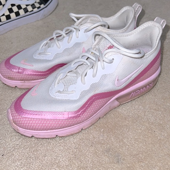 Nike Air Max - Picture 1 of 4